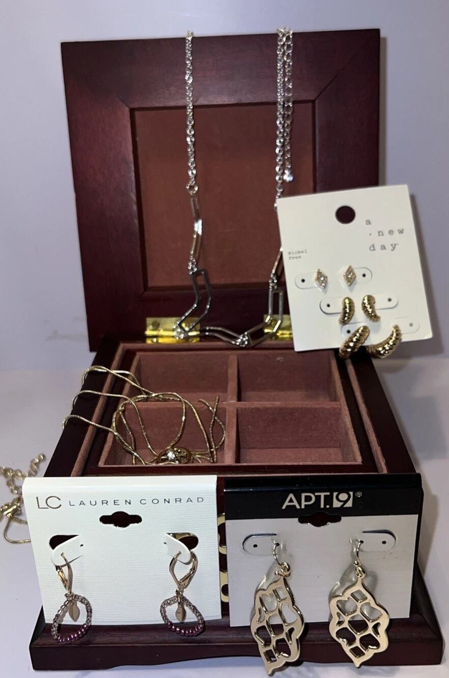 Vtg Cherry Wood Jewelry Box Trinket Style 6x6 Plus Two New Necklaces 6 Earrings